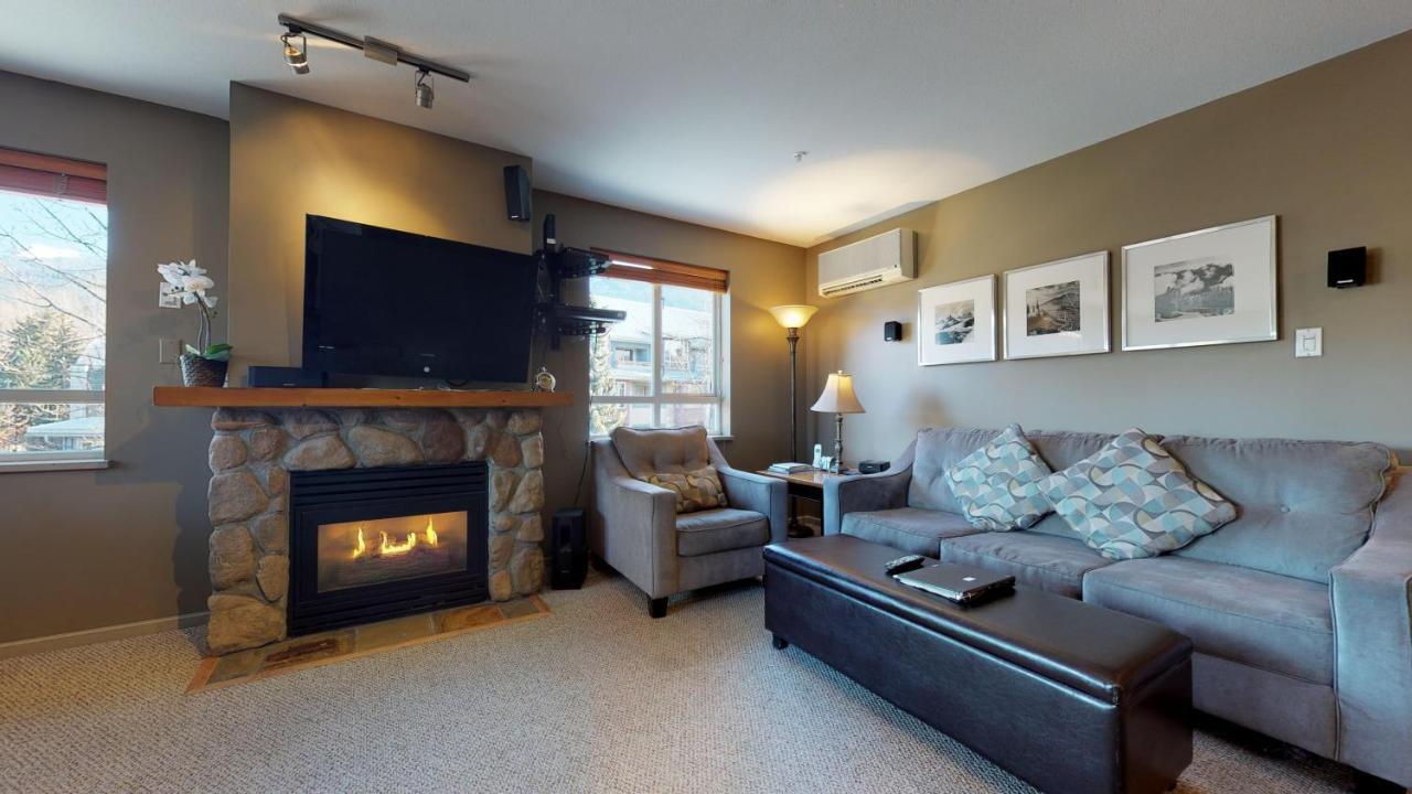 Whistler Blackcomb Vacation Rentals - Village North Eksteriør bilde